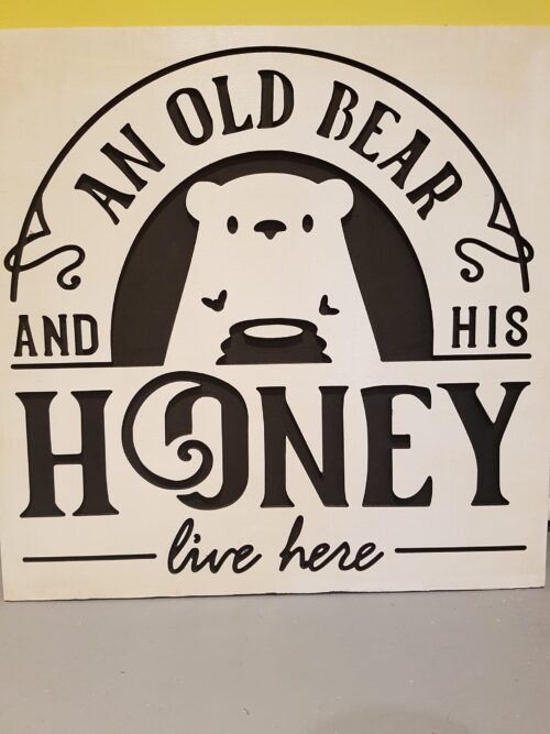 Old bear and his honey live here